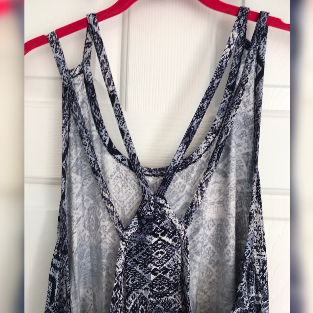 Patterned Tank - Picture 3 of 3